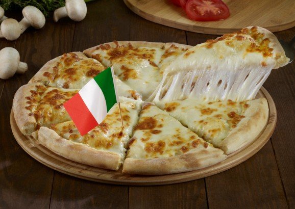 Pizza 4 Quesos